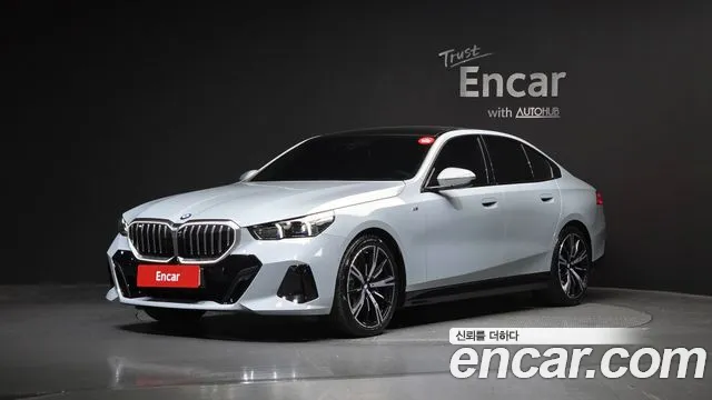 BMW 5-Series 2024 — фото 1