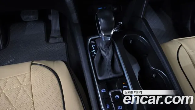 Hyundai Santafe 2019 — фото 12