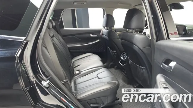 Hyundai Santafe 2019 — фото 17