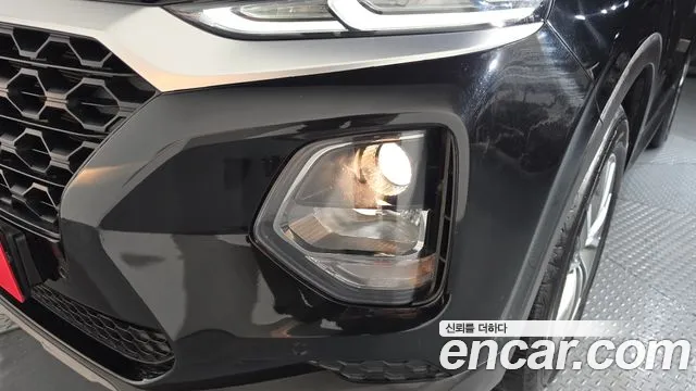Hyundai Santafe 2019 — фото 8