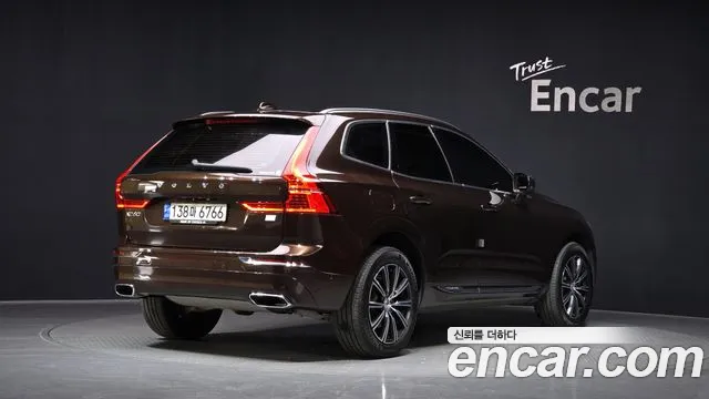 Volvo XC60 2021 — фото 2