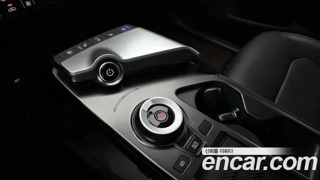 Kia EV6 2022 — фото 11