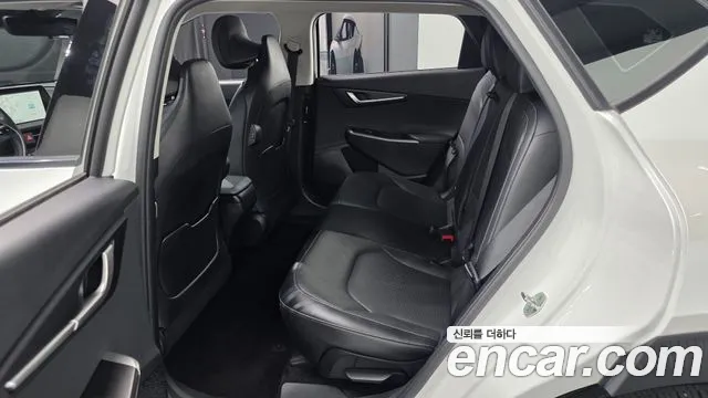 Kia EV6 2022 — фото 17