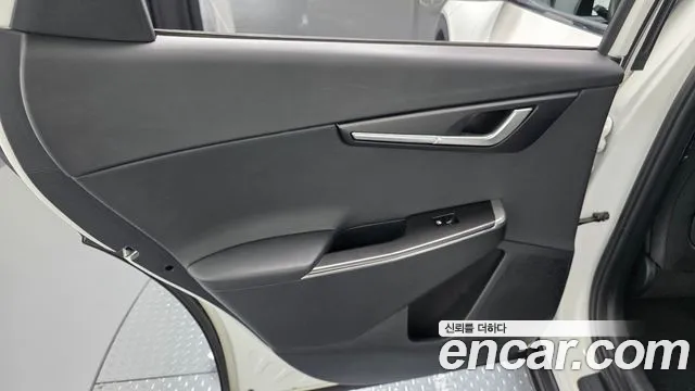 Kia EV6 2022 — фото 14
