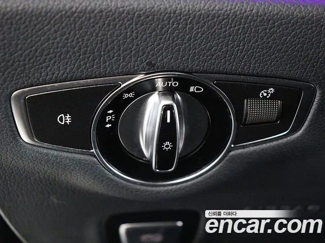 Mercedes-Benz E-Class 2023 — фото 6