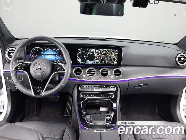 Mercedes-Benz E-Class 2023 — фото 8