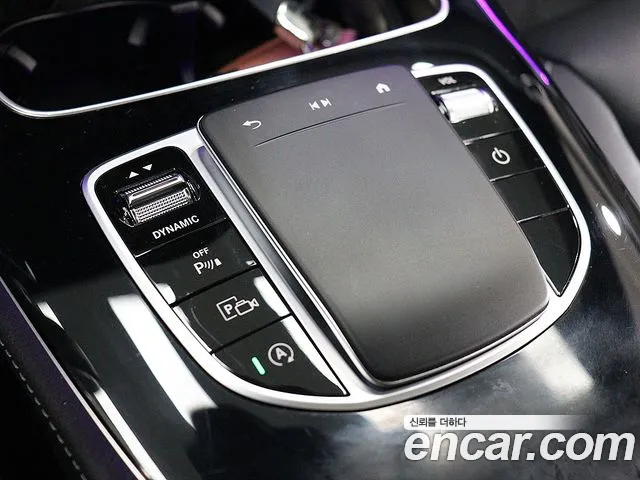 Mercedes-Benz E-Class 2023 — фото 19