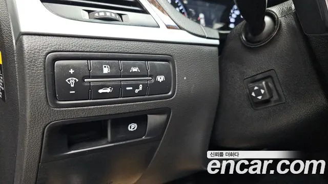 Hyundai Genesis 2015 — фото 13