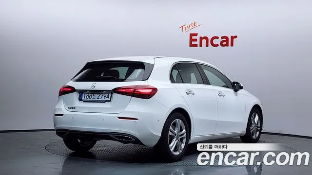 Mercedes-Benz A-Class 2025 — фото 2