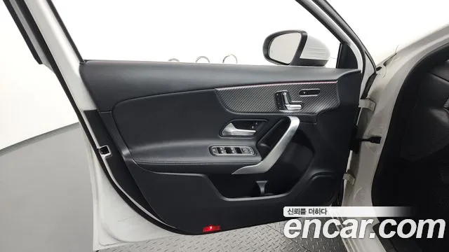Mercedes-Benz A-Class 2025 — фото 14