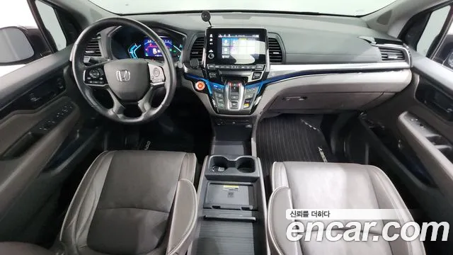 Honda Odyssey 2022 — фото 10