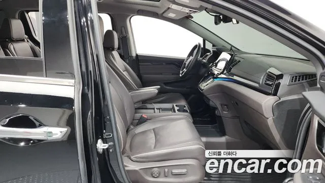 Honda Odyssey 2022 — фото 16