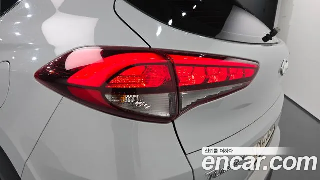 Hyundai Tucson 2017 — фото 9