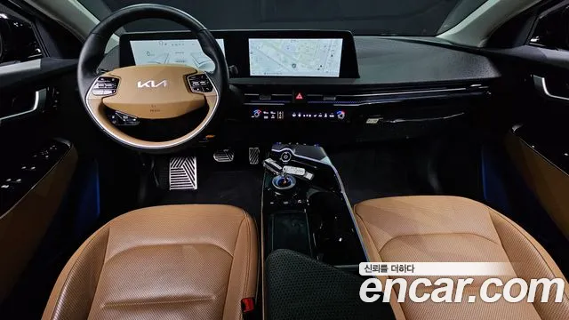 Kia EV6 2023 — фото 10