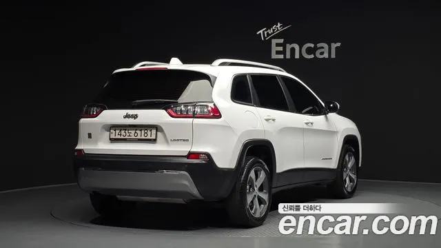 Jeep Cherokee 2020 — фото 2