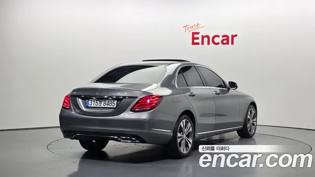 Mercedes-Benz C-Class 2015 — фото 2