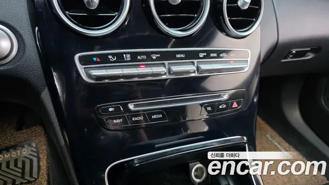 Mercedes-Benz C-Class 2015 — фото 17