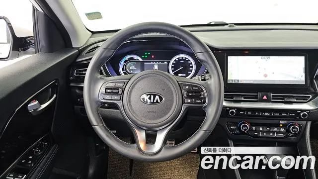 Kia Niro 2020 — фото 13