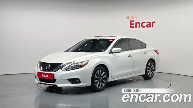 Nissan Altima