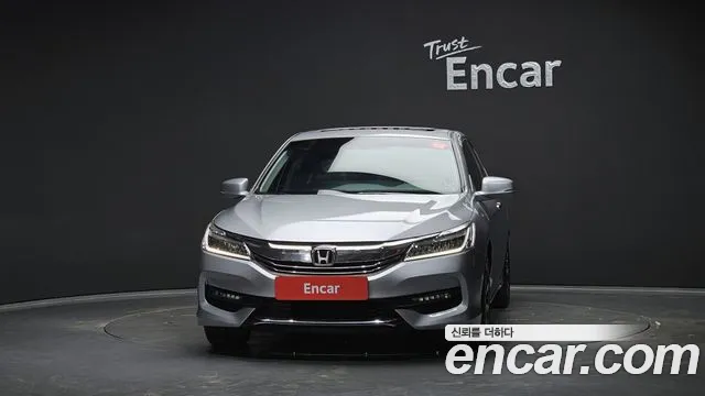 Honda Accord 2016 — фото 3