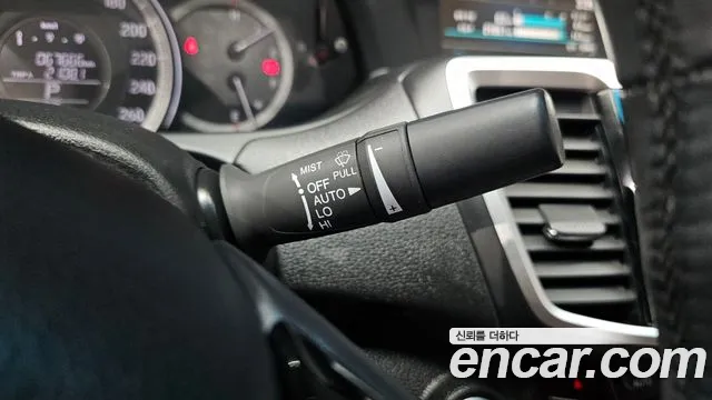 Honda Accord 2016 — фото 17