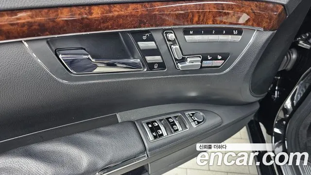 Mercedes-Benz S-Class 2010 — фото 16
