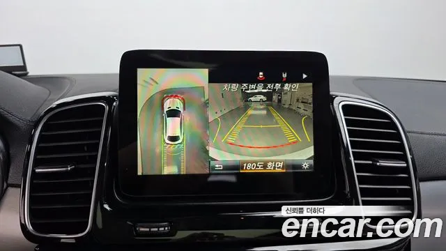 Mercedes-Benz GLE-Class 2017 — фото 16