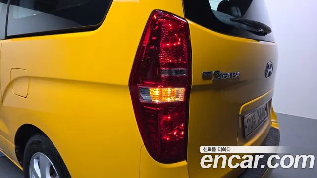 Hyundai Starex 2020 — фото 9
