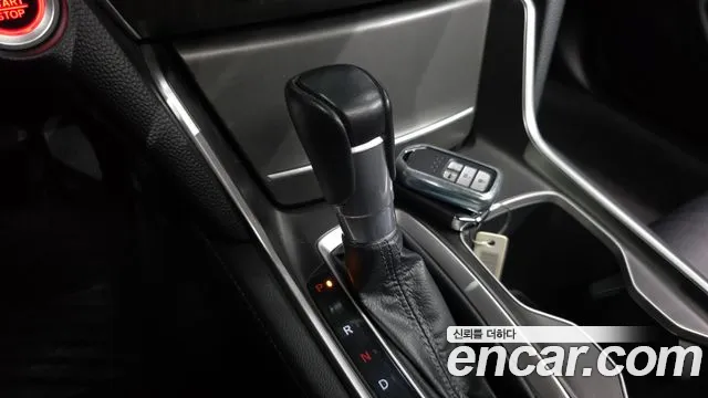 Honda Accord 2019 — фото 9
