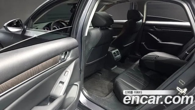 Honda Accord 2019 — фото 12