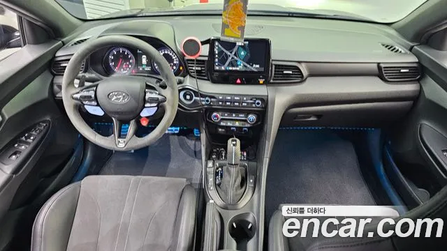 Hyundai Veloster 2021 — фото 10