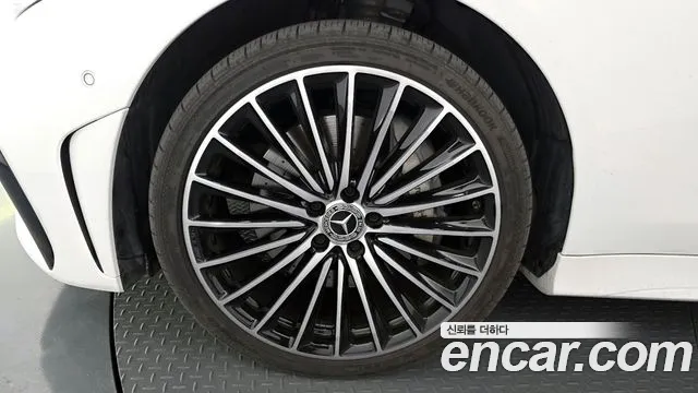 Mercedes-Benz CLS-Class 2023 — фото 5