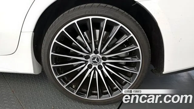 Mercedes-Benz CLS-Class 2023 — фото 7