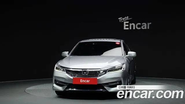 Honda Accord 2017 — фото 3