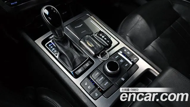 Hyundai Genesis 2016 — фото 9