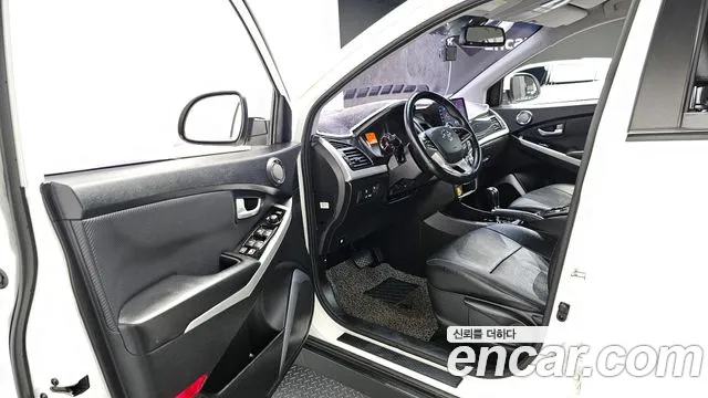 KG_Mobility_Ssangyong KORANDO 2018 — фото 13