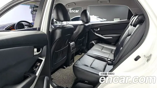 KG_Mobility_Ssangyong KORANDO 2018 — фото 17