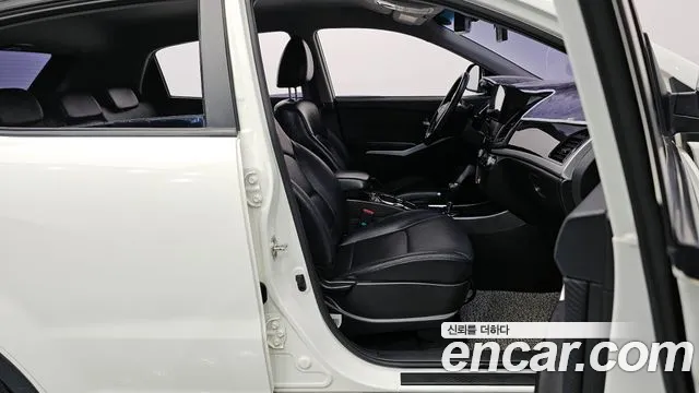 KG_Mobility_Ssangyong KORANDO 2018 — фото 16
