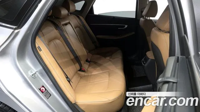 Hyundai Sonata 2020 — фото 17