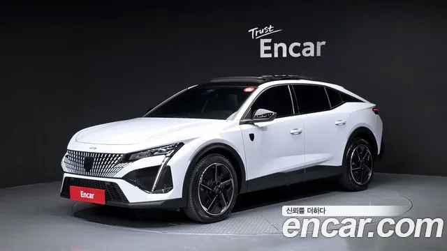 Peugeot 408 2024 — фото 1