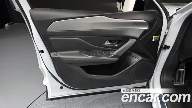 Peugeot 408 2024 — фото 14