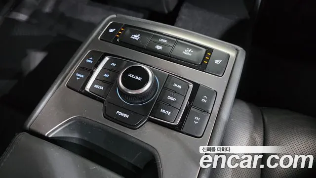 Hyundai Genesis 2015 — фото 19