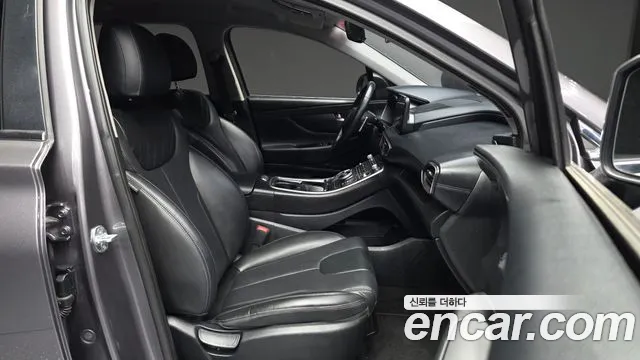 Hyundai Santafe 2021 — фото 17