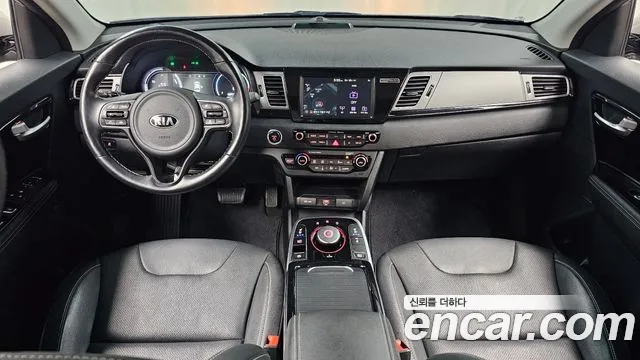 Kia Niro 2021 — фото 10