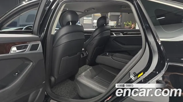 Hyundai Genesis 2015 — фото 17