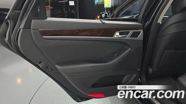 Hyundai Genesis 2015 — фото 15