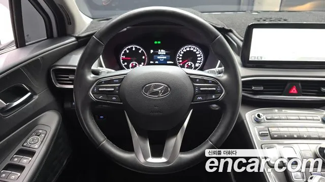 Hyundai Santafe 2022 — фото 13