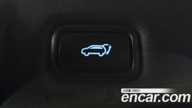Hyundai Santafe 2022 — фото 20