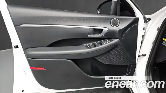 Hyundai Sonata 2020 — фото 14
