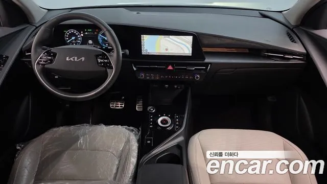 Kia Niro 2022 — фото 10